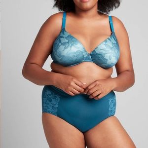 NWOT 💋 Backsmoother Full Coverage Bra